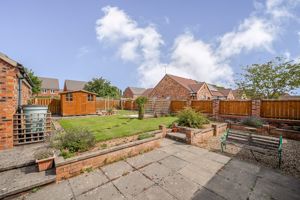 Rear Gardens- click for photo gallery